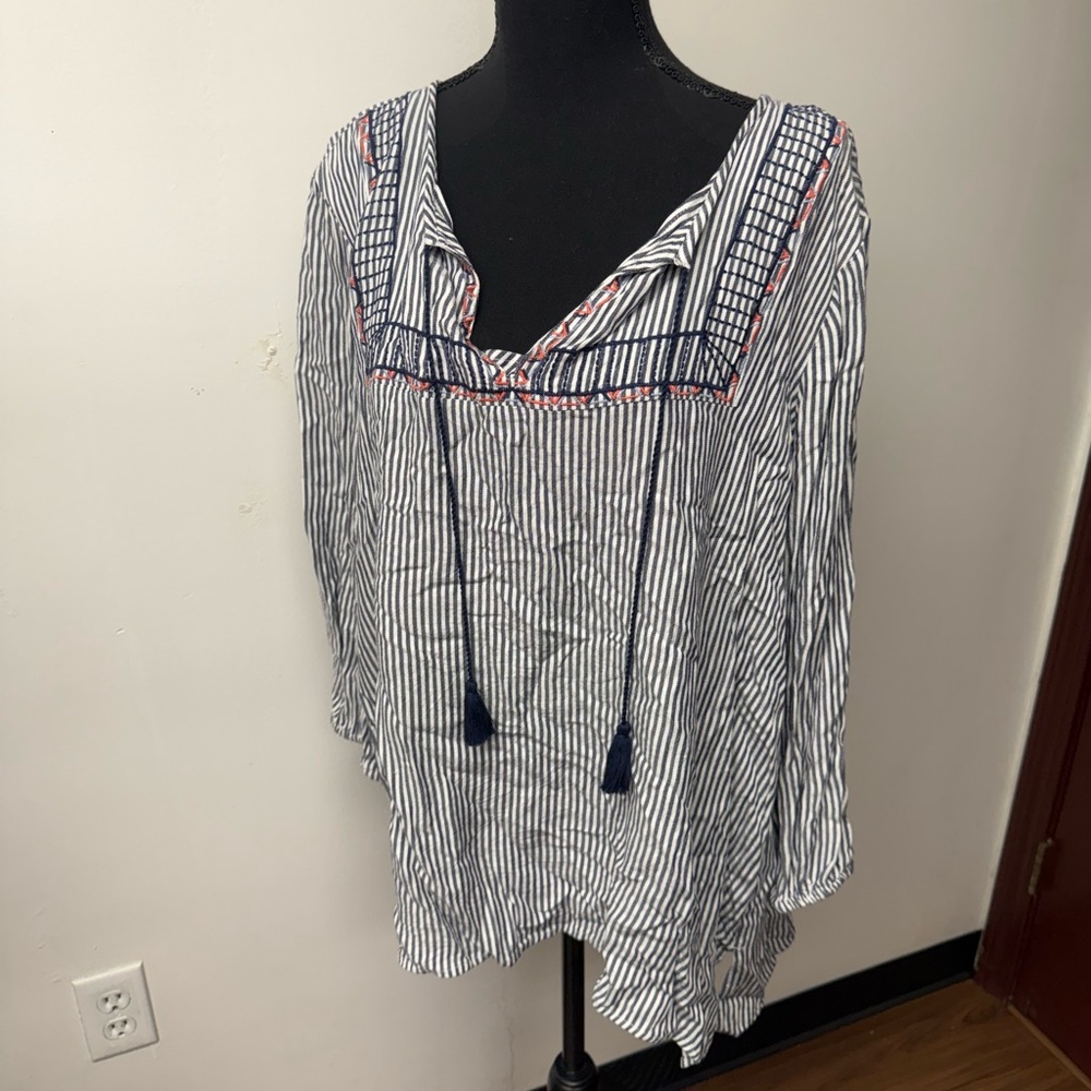 Old Navy Striped Women's Blouse with Tassels Size XXL